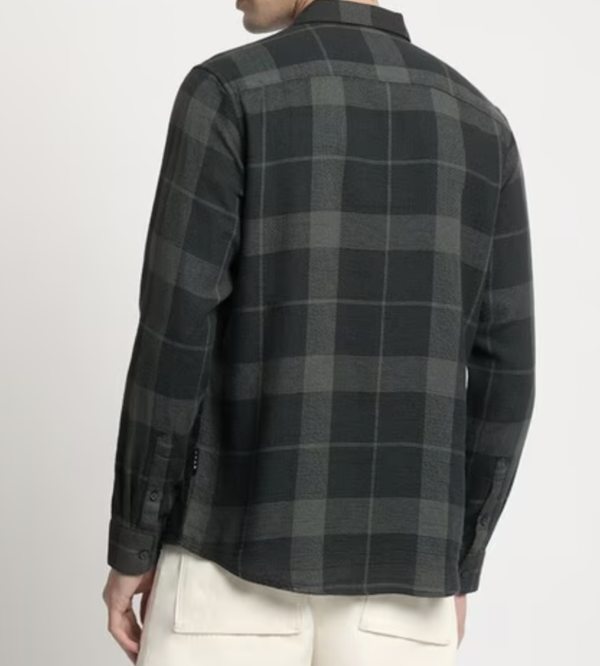 Men Slim Fit Spread-Collar Shirt - Image 4